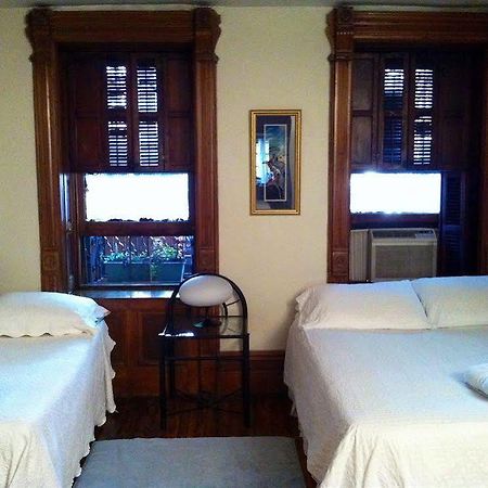 Harlem 144 Guesthouse นิวยอร์ก ภายนอก รูปภาพ