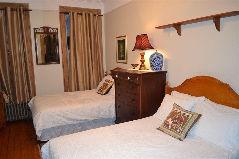 Harlem 144 Guesthouse นิวยอร์ก ภายนอก รูปภาพ