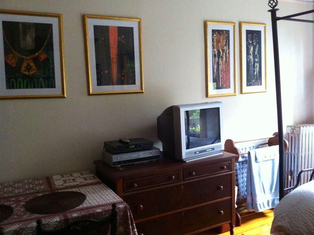 Harlem 144 Guesthouse นิวยอร์ก ภายนอก รูปภาพ